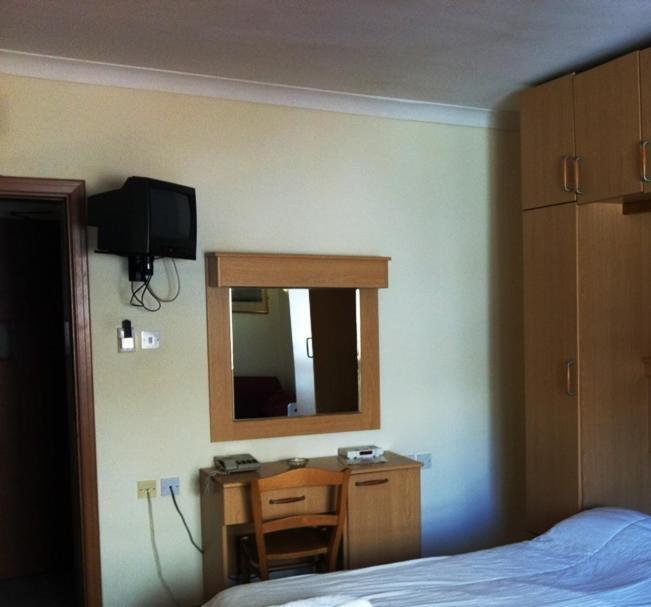 Clover Holiday Complex Qawra Pokoj fotografie